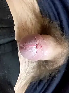 szabi1995 online show from February 7, 8:18 am