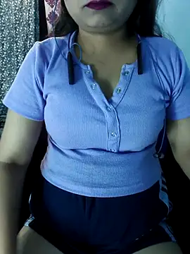 Model Show01 online show from November 17, 4:13 pm