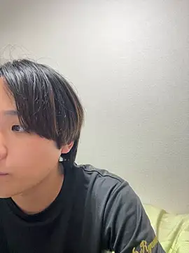 Snapshot of nagi_112 chatting on May 11, 1:50 pm nagi 112 online show from May 11, 1:50 pm