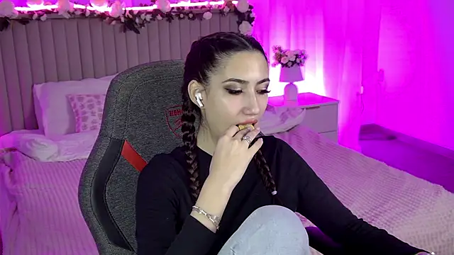 RebeckaThornton online show from January 17, 9:58 am