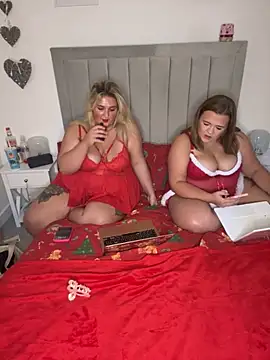 Snapshot of ivy_monroexoxo chatting on October 19, 8:53 pm ivy monroexoxo online show from October 19, 8:53 pm