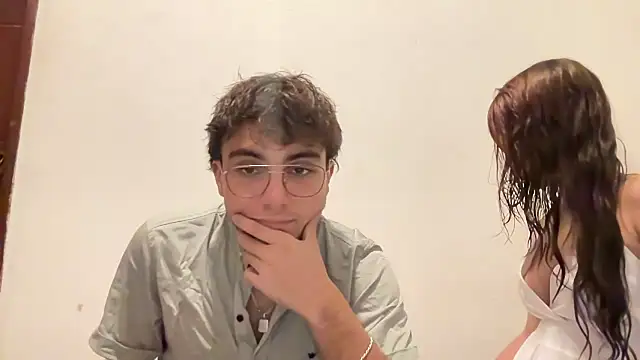 Snapshot of pablo434546 chatting on November 10, 8:30 pm pablo434546 online show from November 10, 8:30 pm