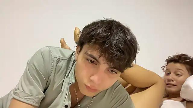 Snapshot of pablo434546 chatting on November 29, 11:08 pm pablo434546 online show from November 29, 11:08 pm