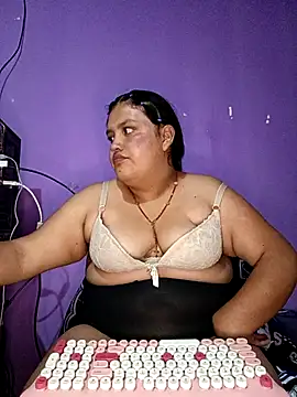 natt-bigass online show from May 2, 1:10 am