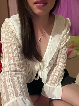 -Paige- online show from May 1, 12:10 pm