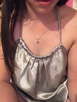 Snapshot of -Paige- chatting on May 11, 4:15 pm -Paige- online show from May 11, 4:15 pm