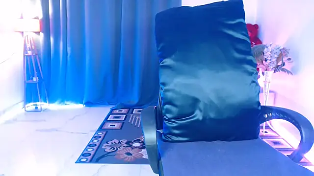 Snapshot of Rashiii_ chatting on May 8, 3:50 pm Rashiii online show from May 8, 3:50 pm