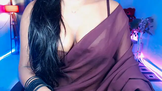 Snapshot of Rashiii_ chatting on May 20, 3:34 am Rashiii online show from May 20, 3:34 am