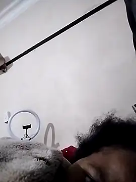 CaramelBoootie online show from November 18, 3:56 am