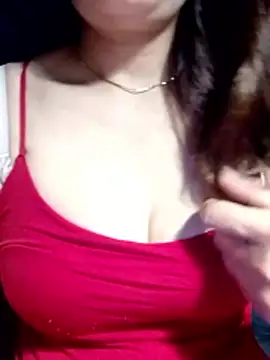 YiyinLy online show from May 10, 9:53 pm