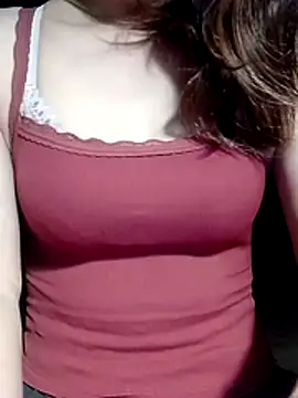 YiyinLy online show from May 22, 10:26 pm