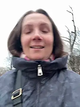 Amy  Leee  online show from March 17, 2:53 pm