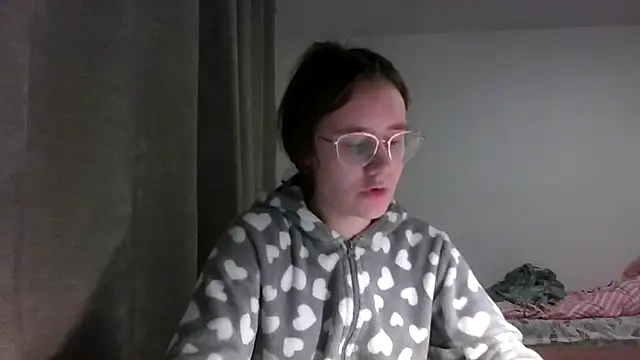 LuckySLove online show from January 15, 6:44 pm