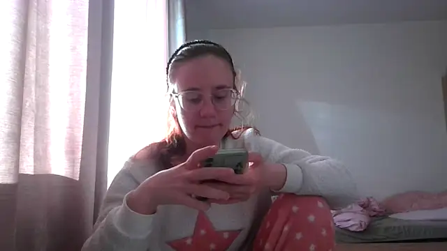 Snapshot of LuckySLove chatting on May 14, 5:20 pm LuckySLove online show from May 14, 5:20 pm