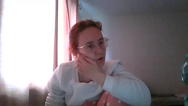 Snapshot of LuckySLove chatting on May 31, 2:35 pm LuckySLove online show from May 31, 2:35 pm
