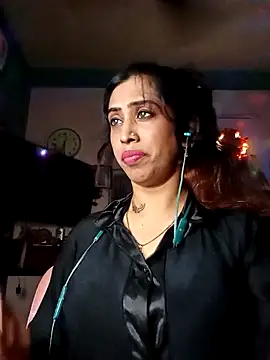 Darling Annie online show from October 22, 6:40 pm