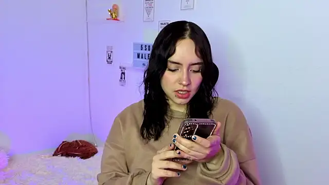 Emily Lindey online show from February 18, 12:45 pm