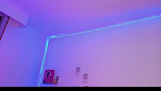 Emily Lindey online show from May 4, 1:56 am
