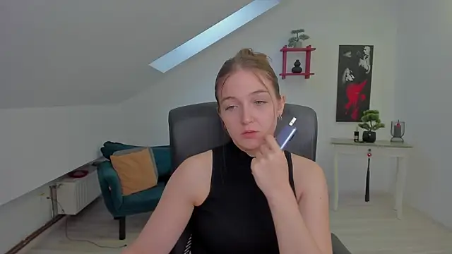 AnneWilsonn online show from May 6, 4:41 am