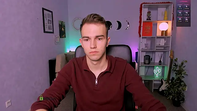 astren villo online show from March 6, 6:43 am