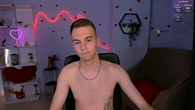 astren villo online show from June 15, 9:39 pm