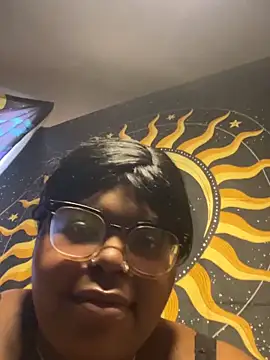 TheChubbySiren online show from February 12, 3:40 pm