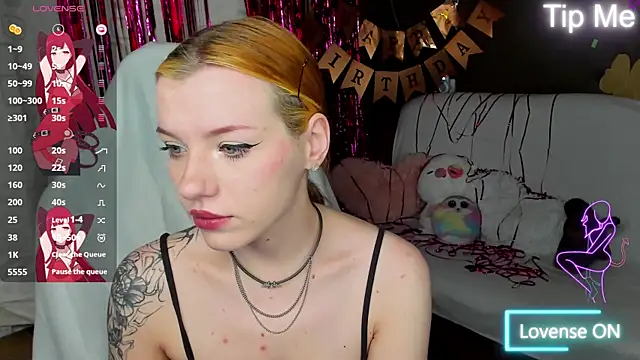 MeganNewCat online show from June 14, 9:28 pm
