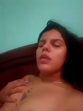 Snapshot of katbootyextreme chatting on October 15, 7:58 pm katbootyextreme online show from October 15, 7:58 pm