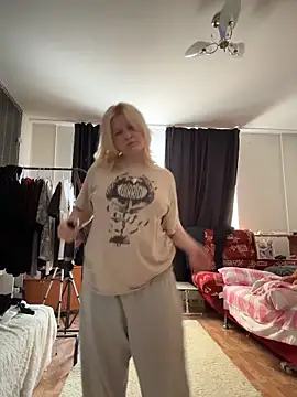 BonnyeBoom online show from March 10, 12:10 pm