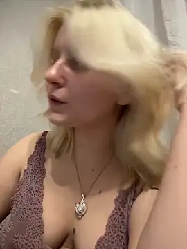 BonnyeBoom online show from March 12, 3:40 pm