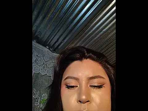 EliaStone05 online show from January 11, 4:39 am