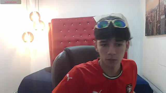 AmethystShadow17 online show from December 13, 9:09 pm