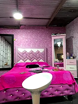 LilithBrithasotf32 online show from December 3, 10:57 am