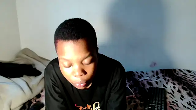 SexyLatoya05 online show from December 15, 3:27 pm