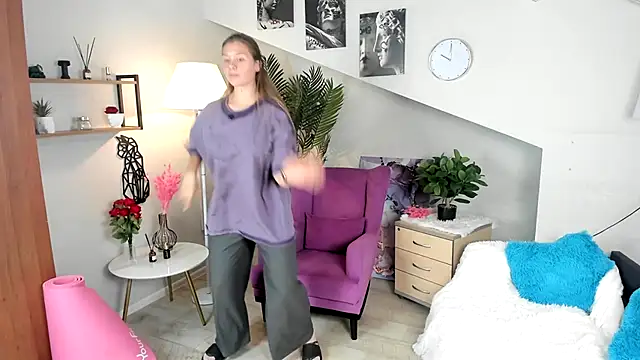 Snapshot of BeulahPrudente chatting on October 15, 1:22 pm BeulahPrudente online show from October 15, 1:22 pm