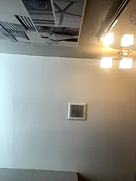 Snapshot of Jjloscooby chatting on October 24, 5:20 pm Jjloscooby online show from October 24, 5:20 pm