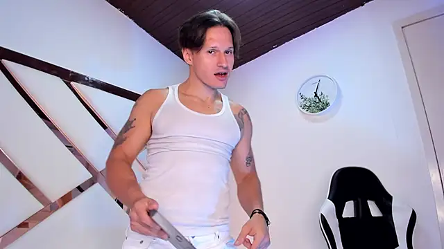 Justin valverde online show from March 19, 2:37 am