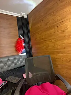 Yvonny27 online show from February 9, 11:47 am