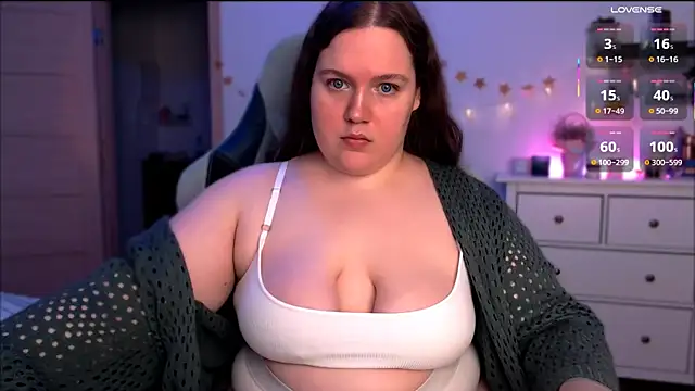 Snapshot of SummerTina chatting on February 19, 3:49 pm SummerTina online show from February 19, 3:49 pm