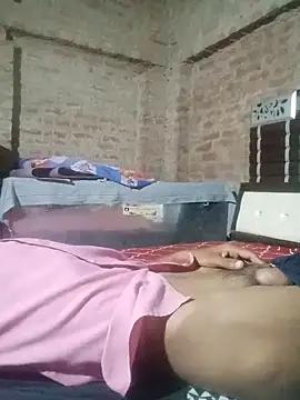 Snapshot of indianpink_hub chatting on October 16, 7:37 pm indianpink hub online show from October 16, 7:37 pm