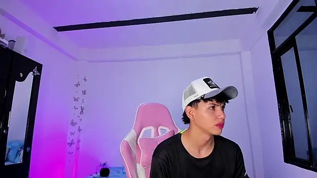 Axel Cody  online show from March 1, 11:34 am