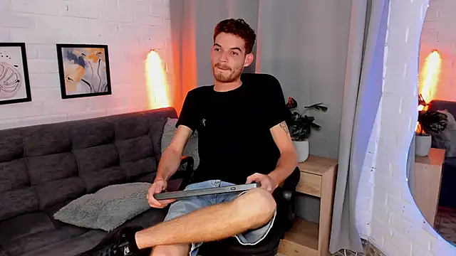 MATEO HUNTER online show from October 24, 1:13 am