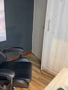 shanabellucy online show from February 20, 4:40 pm