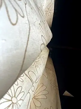 Snapshot of Zoe_fire chatting on October 29, 1:02 pm Zoe fire online show from October 29, 1:02 pm