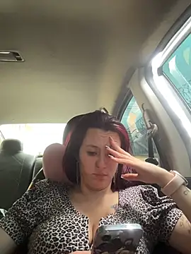 Snapshot of Zoe_fire chatting on November 14, 1:43 pm Zoe fire online show from November 14, 1:43 pm