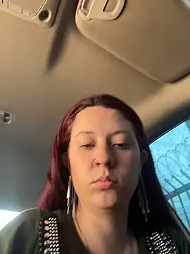 Snapshot of Zoe_fire chatting on December 2, 12:43 pm Zoe fire online show from December 2, 12:43 pm