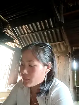 Lyssa-a online show from March 10, 6:18 am