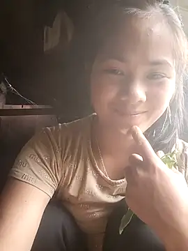 Snapshot of Lyssa-a chatting on May 7, 12:27 am Lyssa-a online show from May 7, 12:27 am
