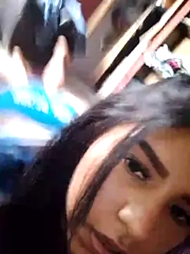 Snapshot of angie_hott chatting on November 25, 7:14 pm angie hott online show from November 25, 7:14 pm