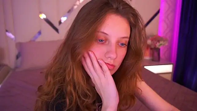 CuteeFoxy online show from May 5, 12:57 pm
